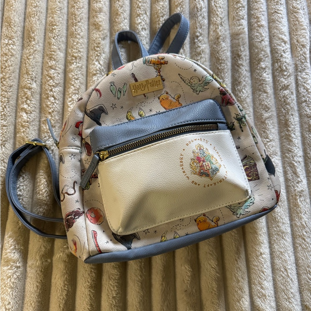 Harry Potter Bioworld Watercolor Chibi Magical Creatures Mini Backpack